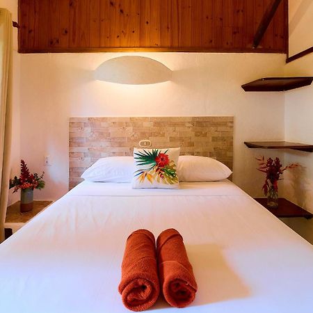 Cabinas Montesol Puerto Viejo de Talamanca Eksteriør billede