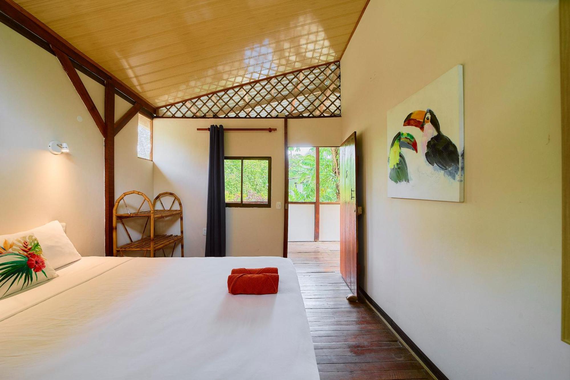 Cabinas Montesol Puerto Viejo de Talamanca Eksteriør billede