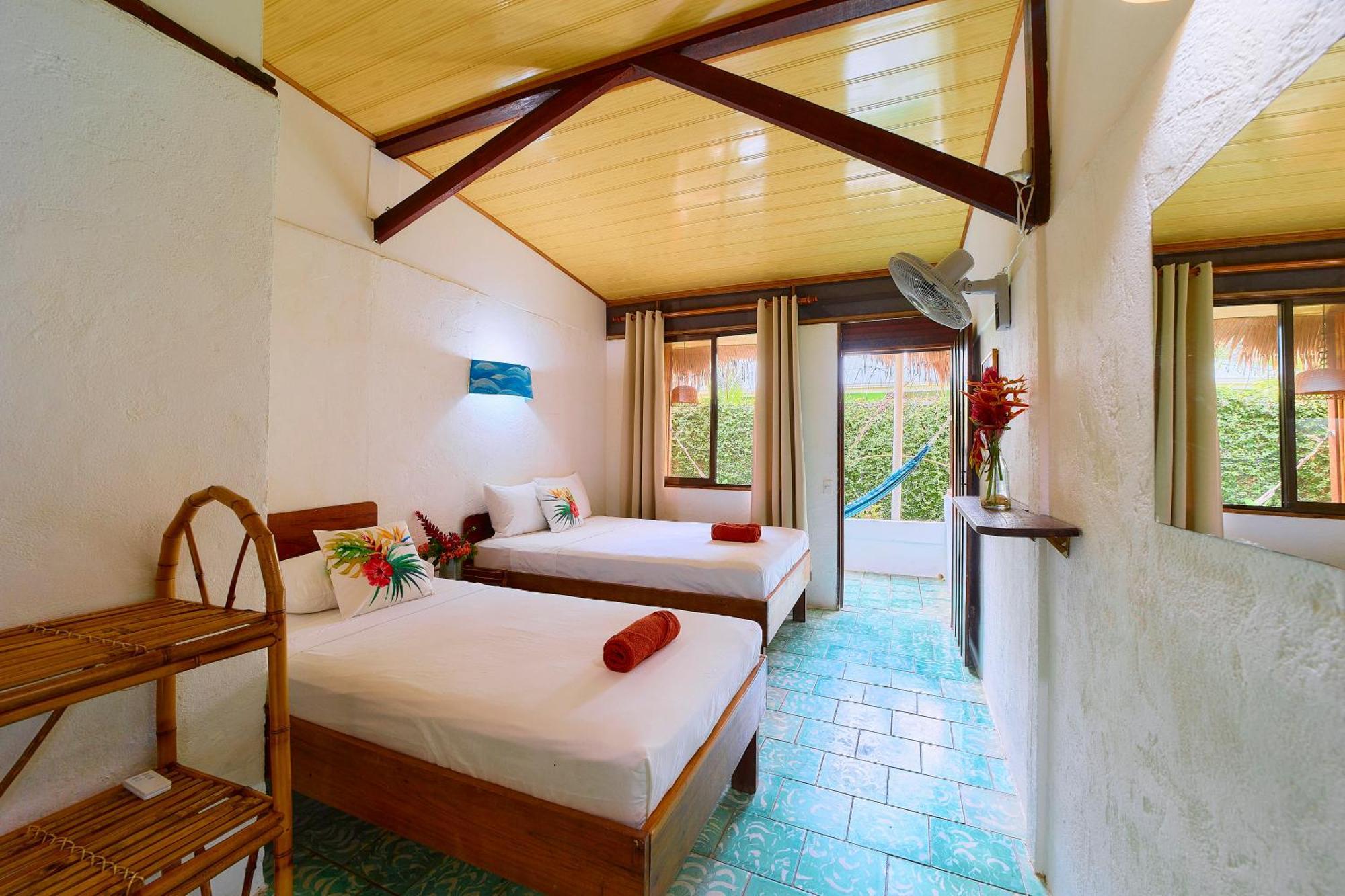 Cabinas Montesol Puerto Viejo de Talamanca Eksteriør billede
