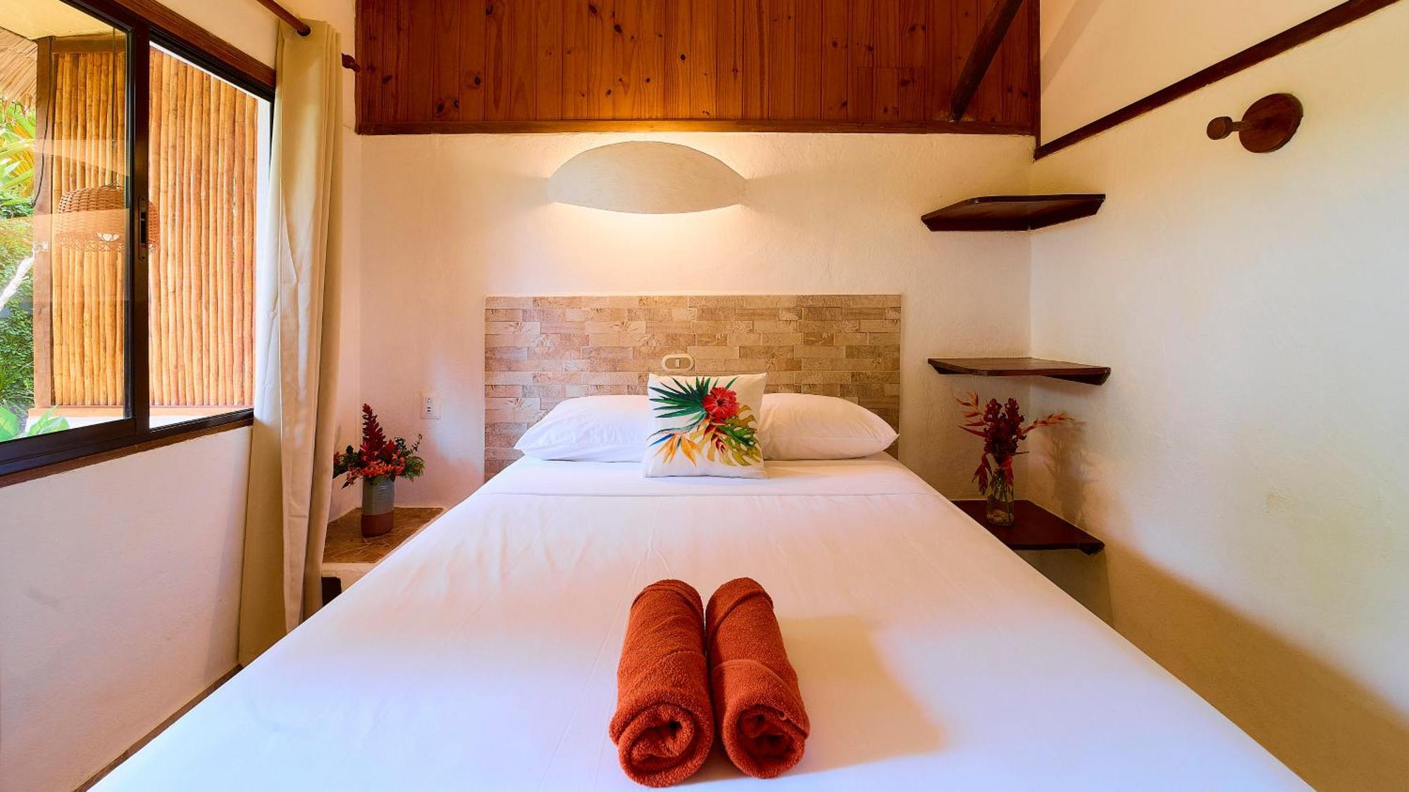 Cabinas Montesol Puerto Viejo de Talamanca Eksteriør billede