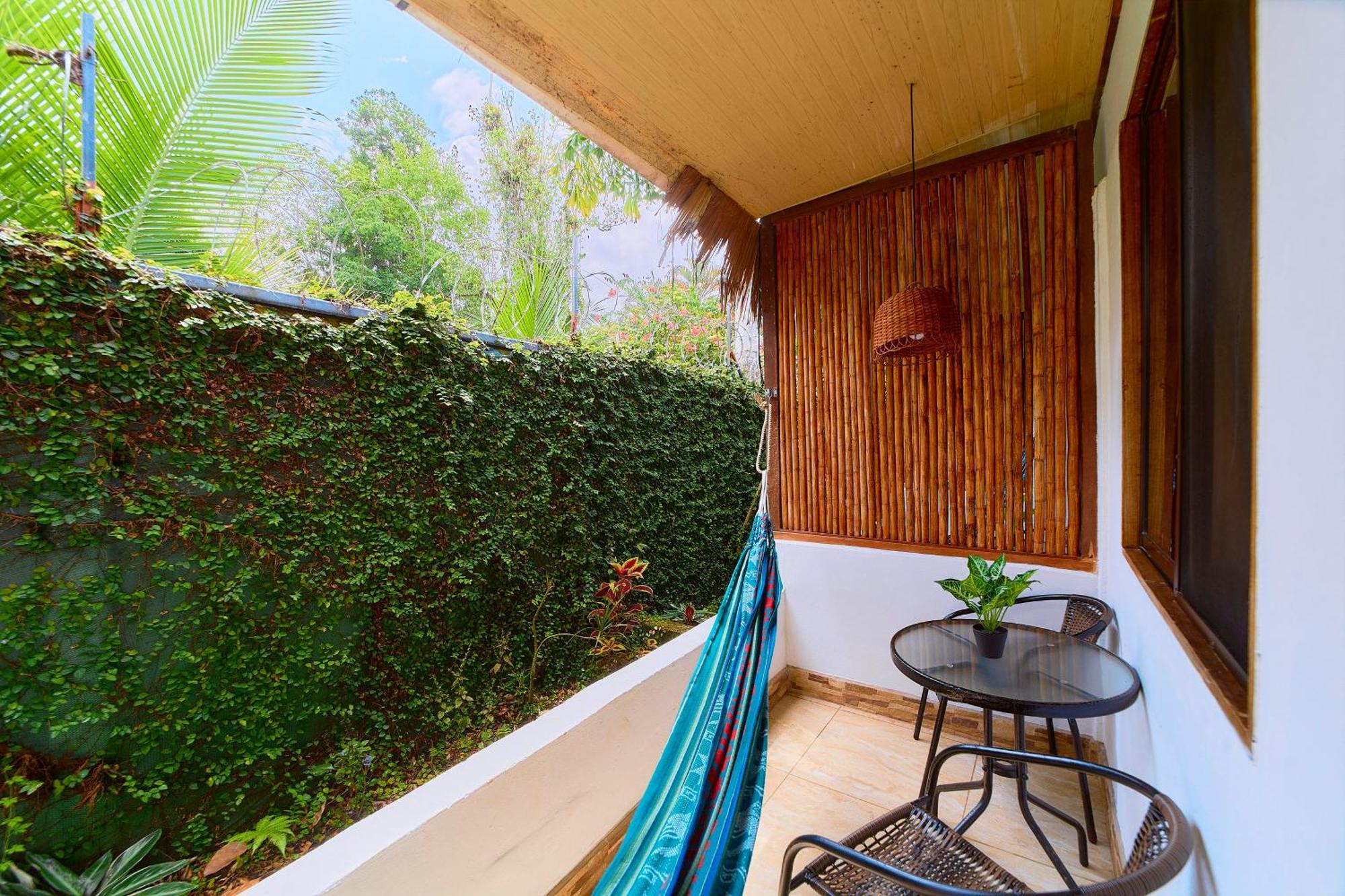 Cabinas Montesol Puerto Viejo de Talamanca Eksteriør billede