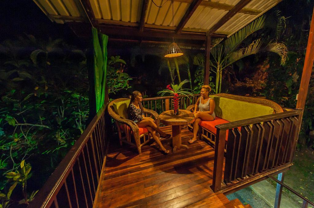 Cabinas Montesol Puerto Viejo de Talamanca Eksteriør billede